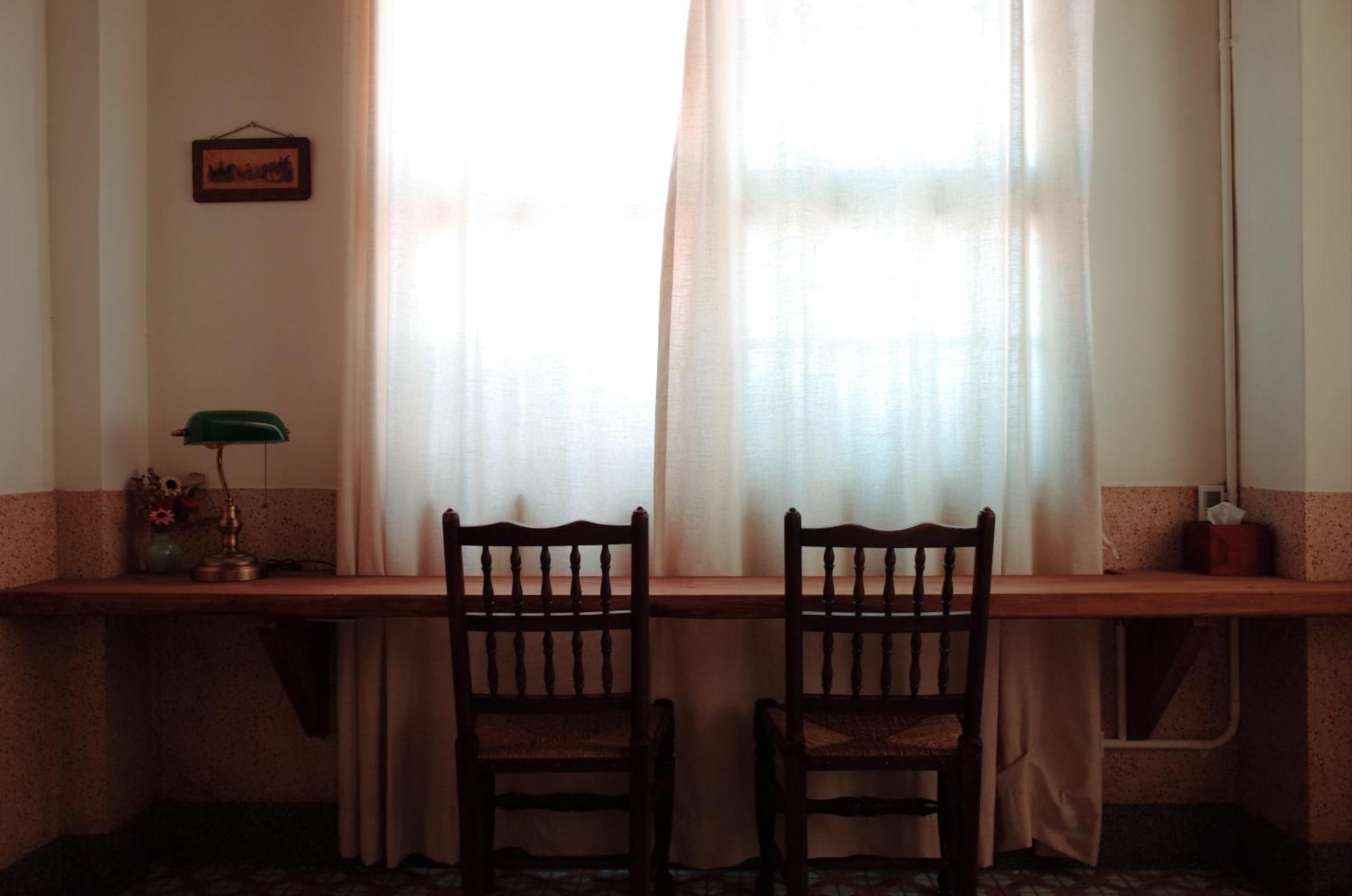 Neat Hostel Тайнань Номер фото