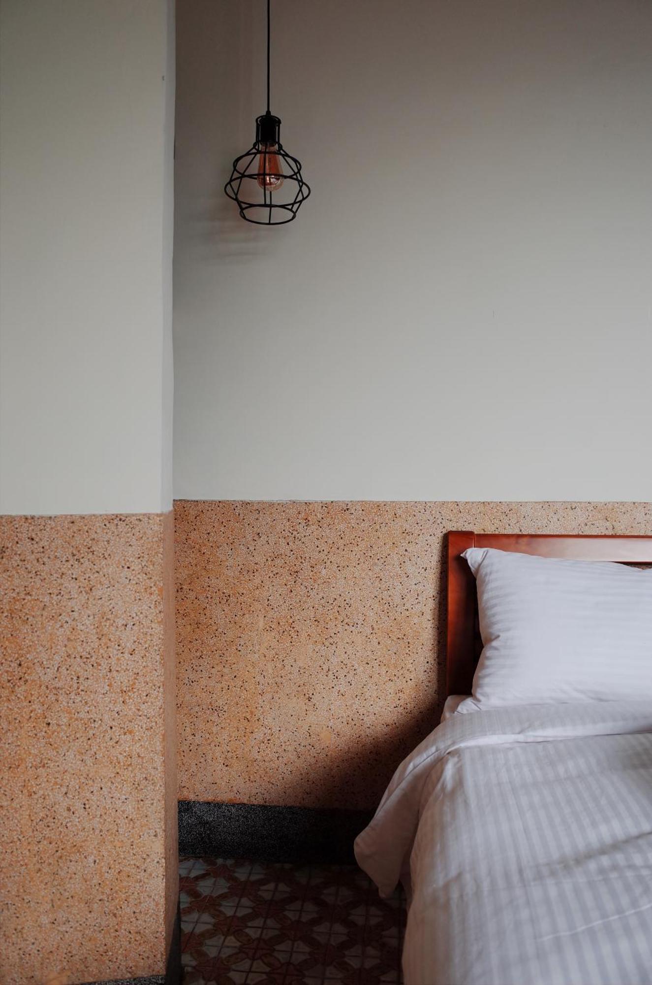 Neat Hostel Тайнань Номер фото
